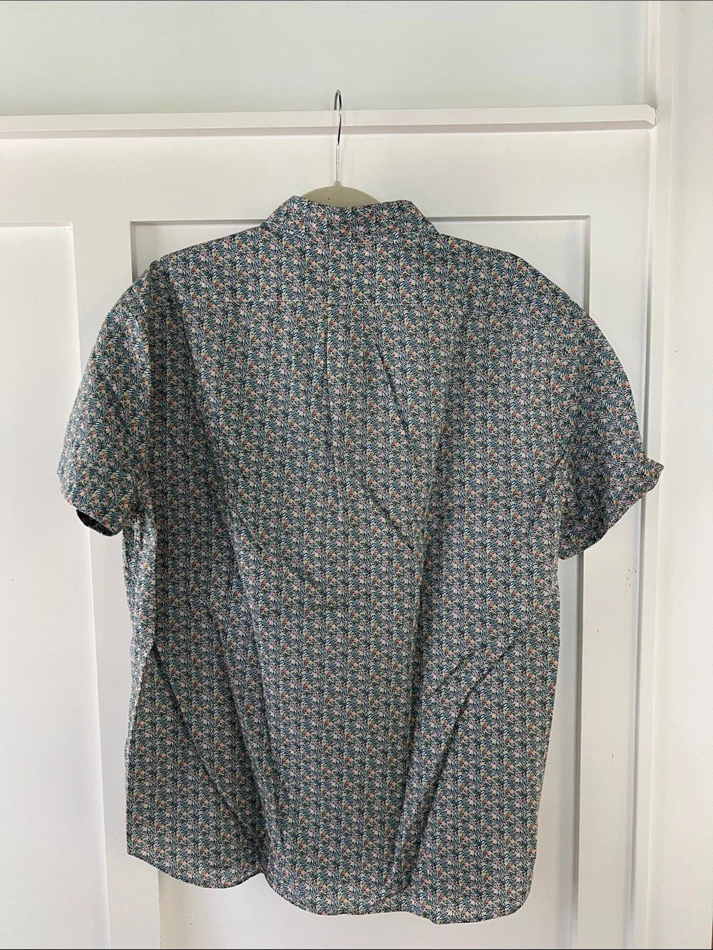 J. Crew Men’s Short-Sleeve Button-Down — Teal and Coral Micro Floral